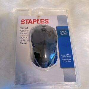 Staples Wired Mouse